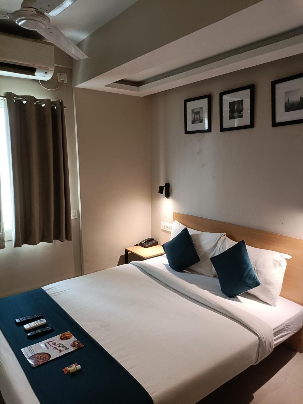Hotel Mayfair Tower Kolkata Luaran gambar