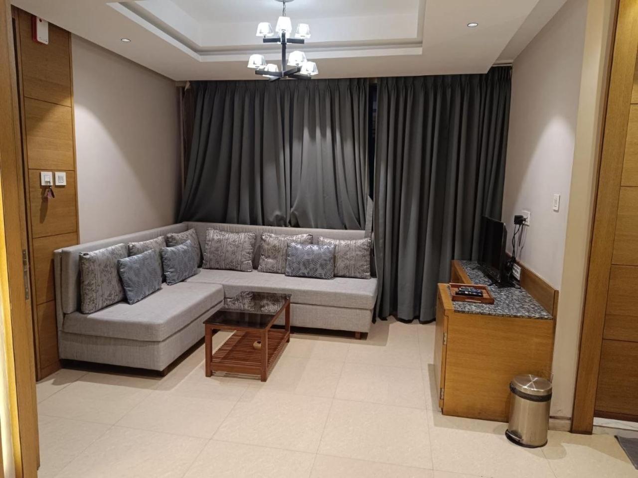 Hotel Mayfair Tower Kolkata Luaran gambar